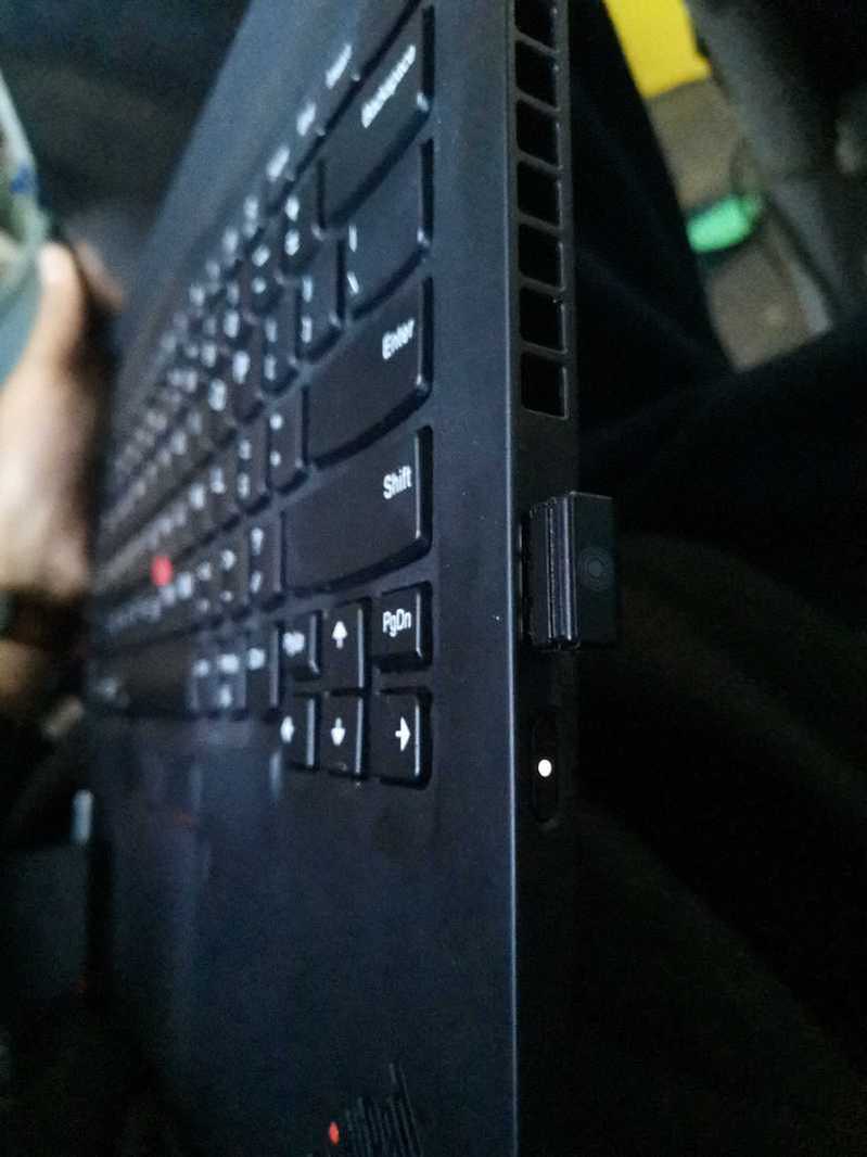电源灯一直闪烁开不了机 Thinkpad 联想社区