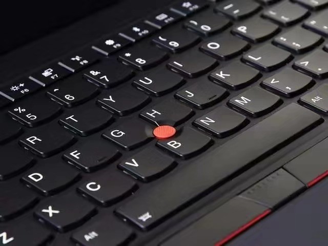 4725620
