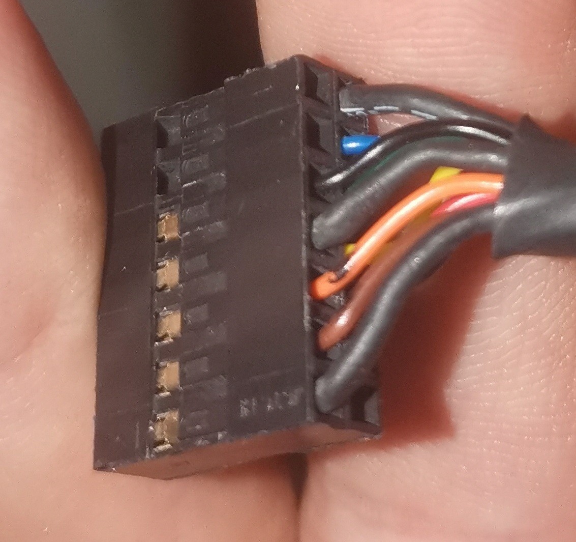 4864699