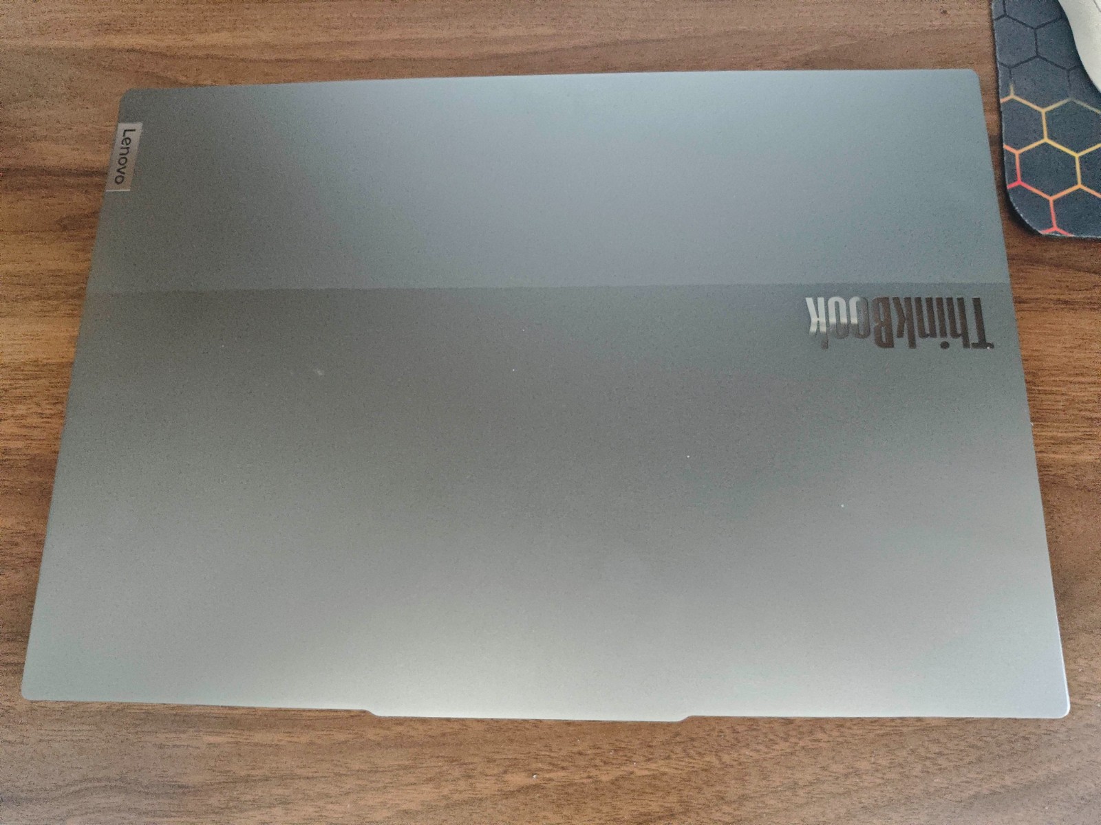 8033100