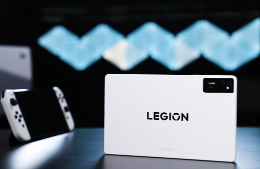 玩个手游，就买它！拯救者游戏平板Y700四代深度评测