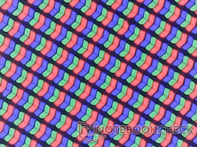 8083685