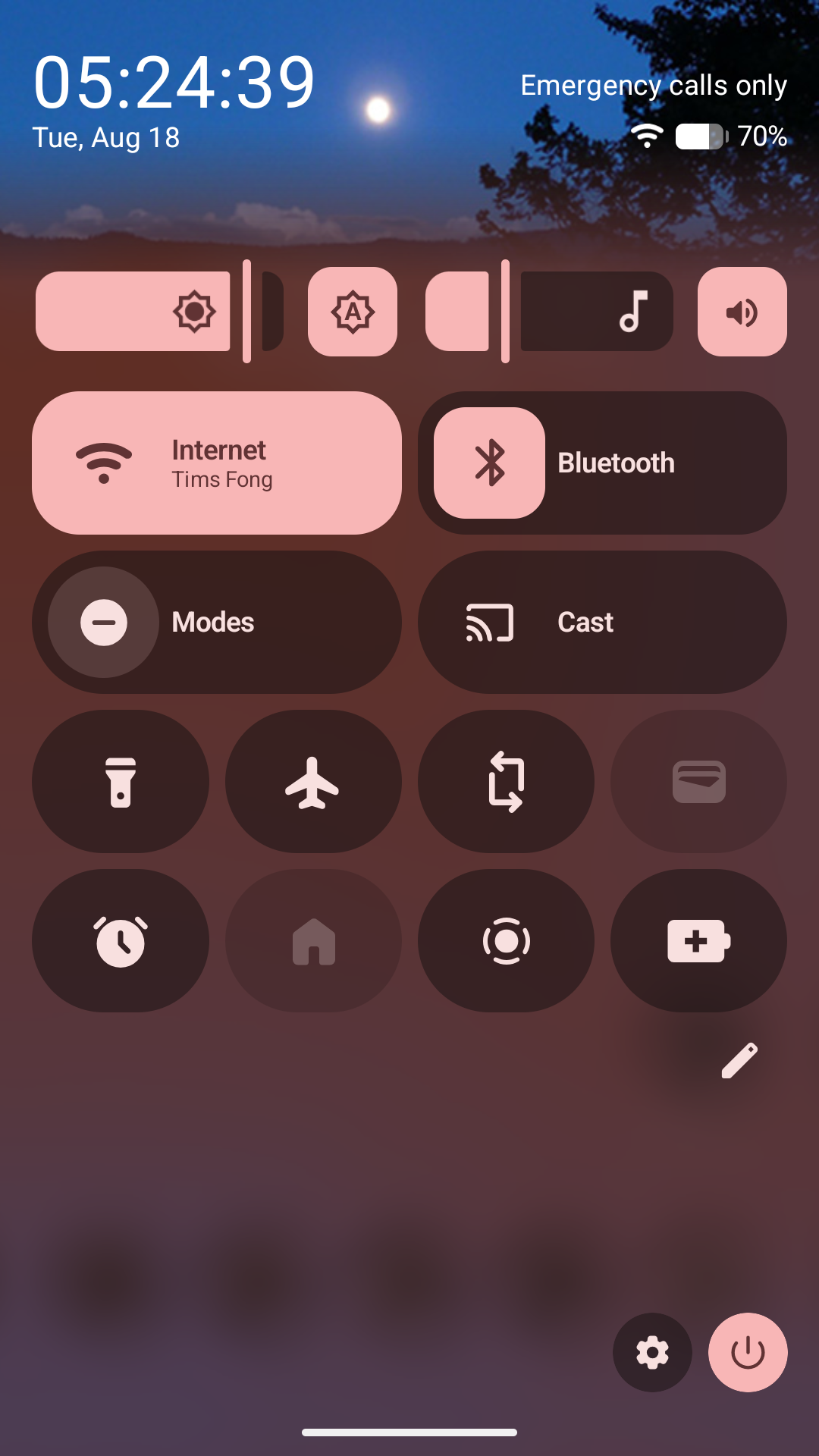 8083991