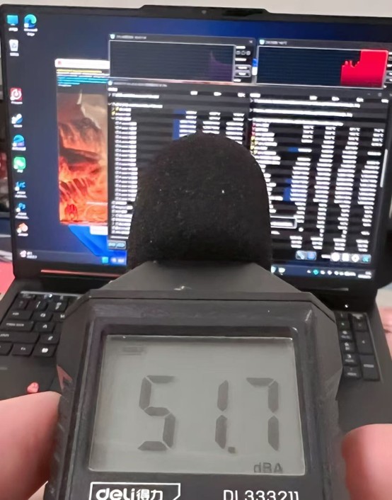 8085228